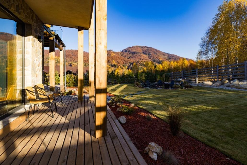 Maggie'S Ranch Hotell Rîşnov Exteriör bild