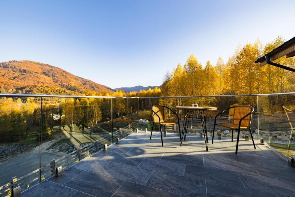 Maggie'S Ranch Hotell Rîşnov Exteriör bild